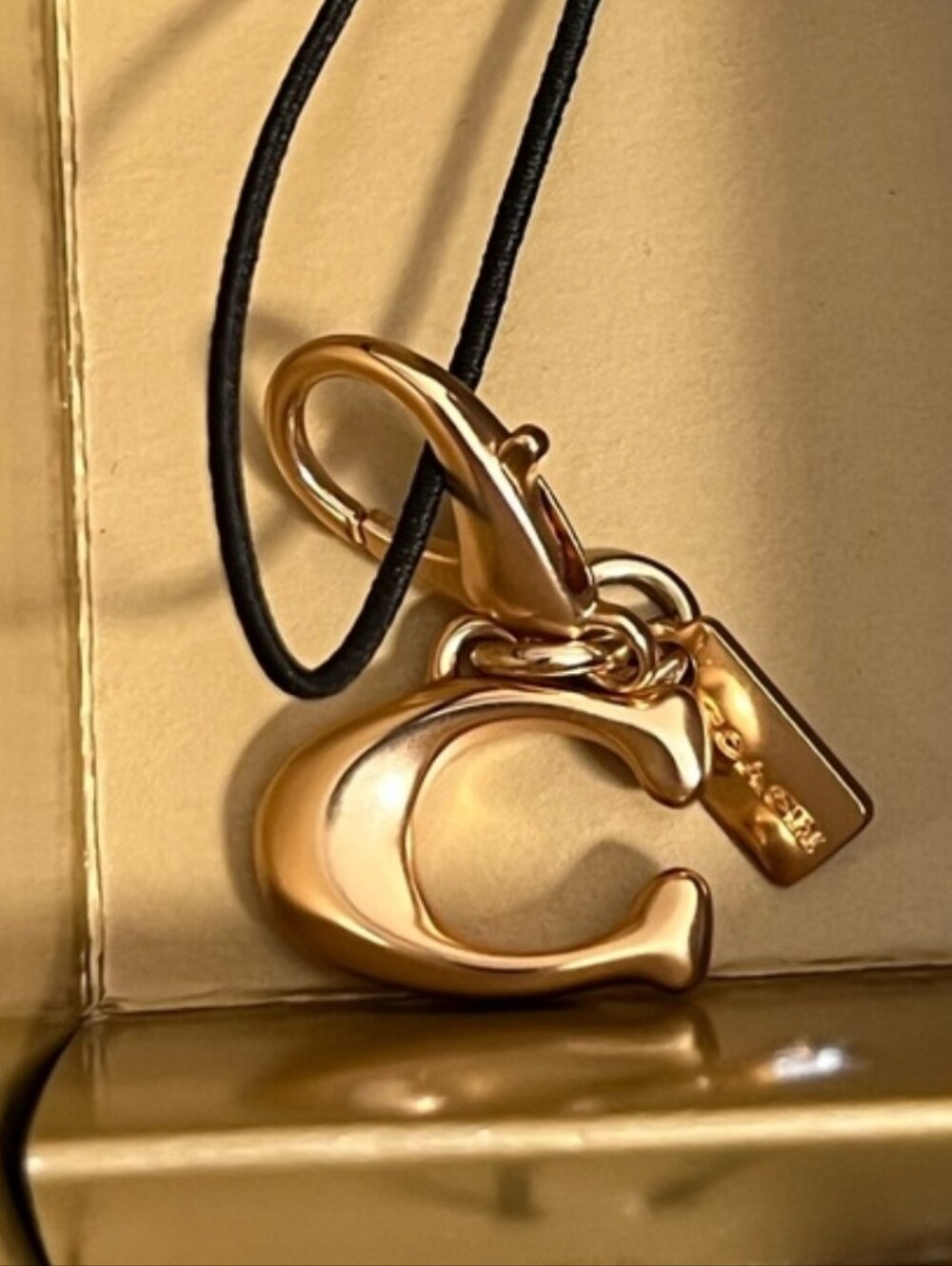 COACH NWOT: Gold 'C' Bag Charm